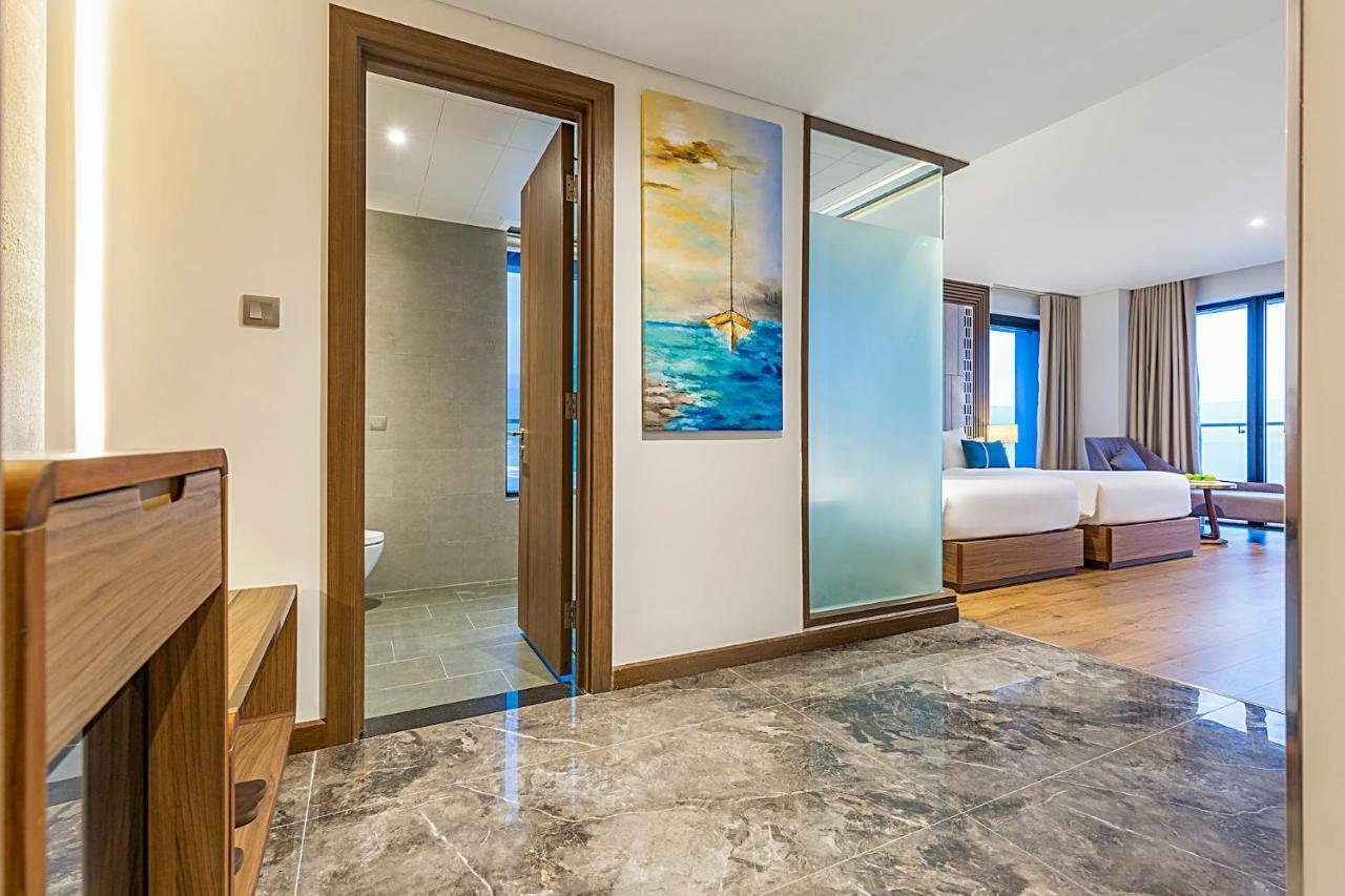 Hotel Peninsula 5*